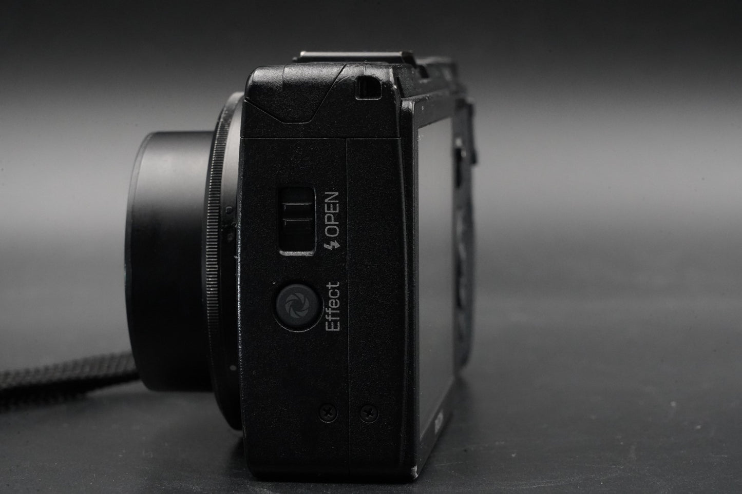 RICOH GR 16.2MP Digital Compact Camera Black JAPAN US Duty Paid 10832