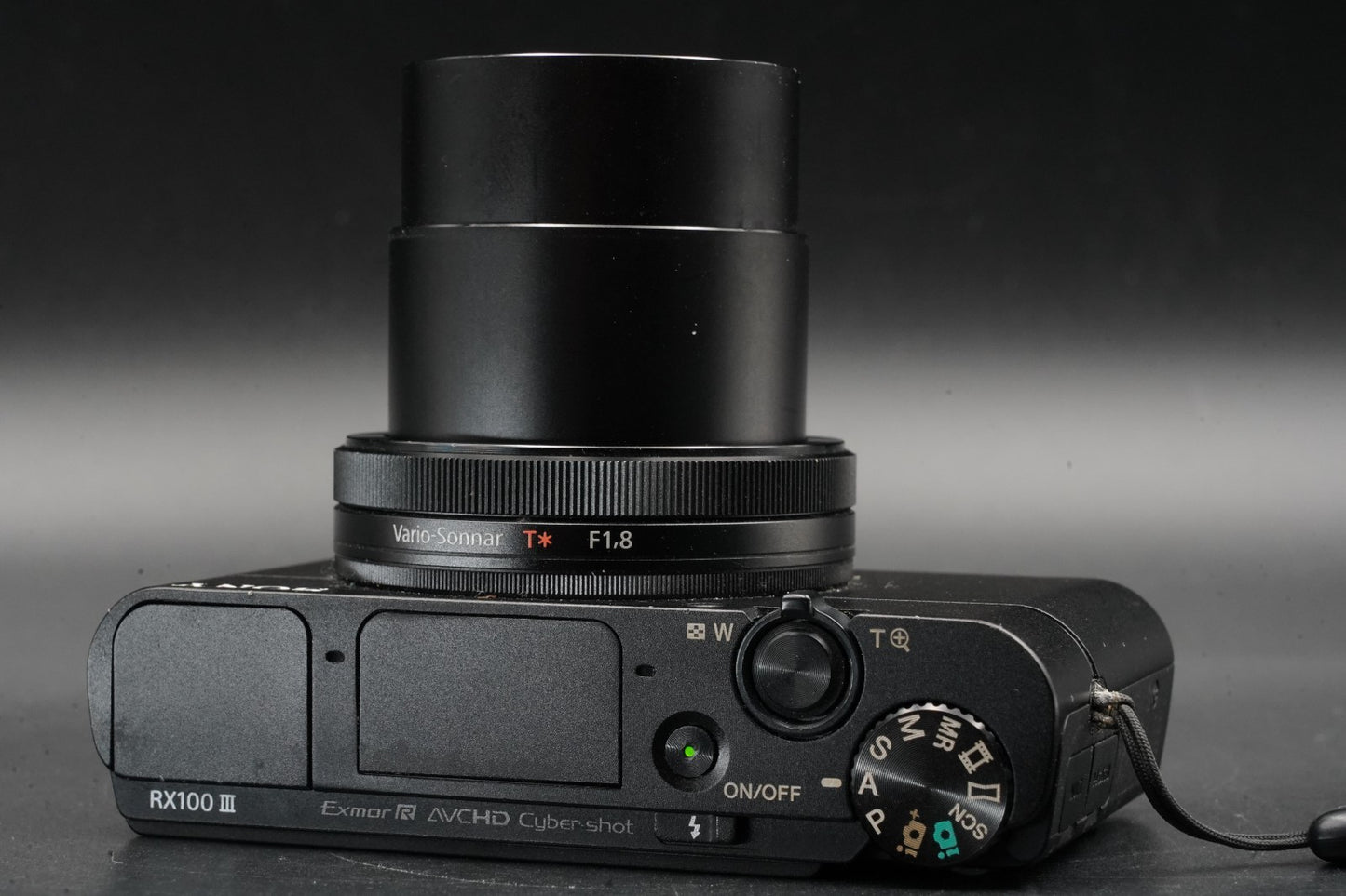 Sony Cyber-shot DSC-RX100M3 III Point Shoot Digital Camera US Duty Paid 11383