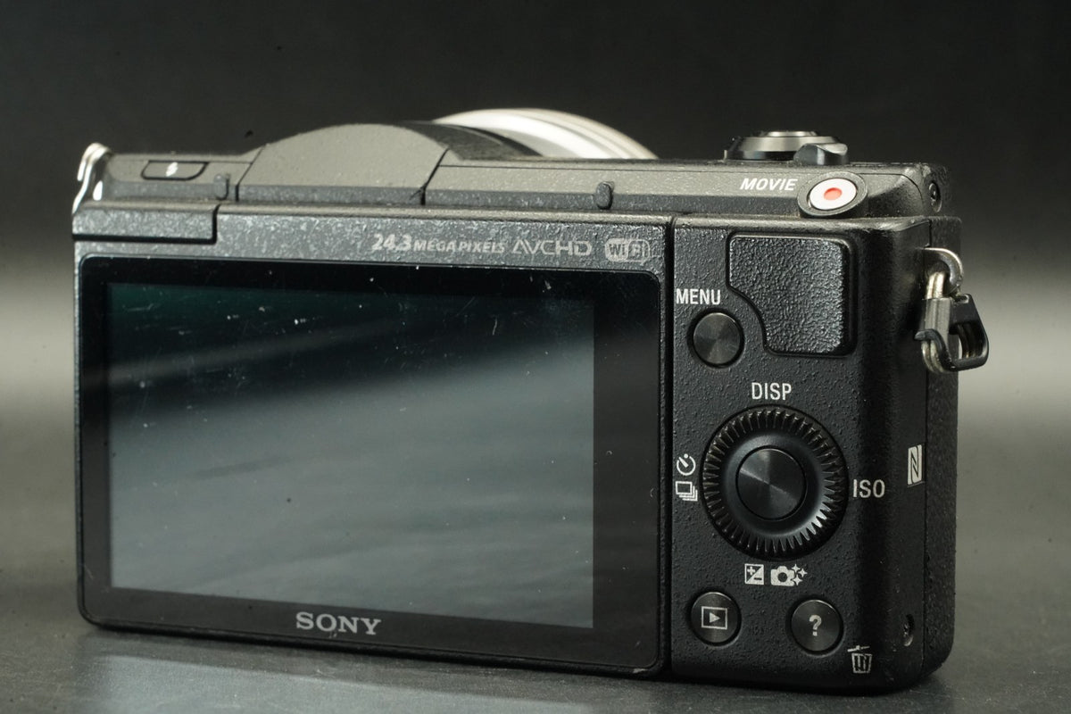 Sony Alpha a5100 Mirrorless Digital Camera w/ Lens Black -31000 cuts- #12535