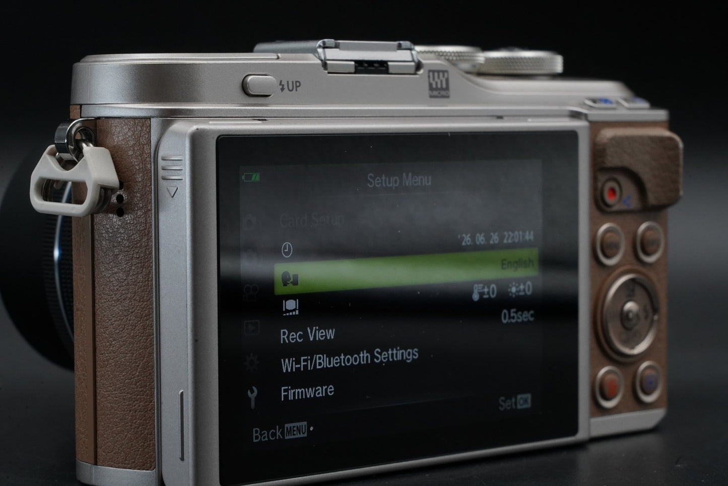 OLYMPUS PEN E-PL9 16.1MP Digital Camera w/ 2 Lens Brown US DUTY PAID 11010