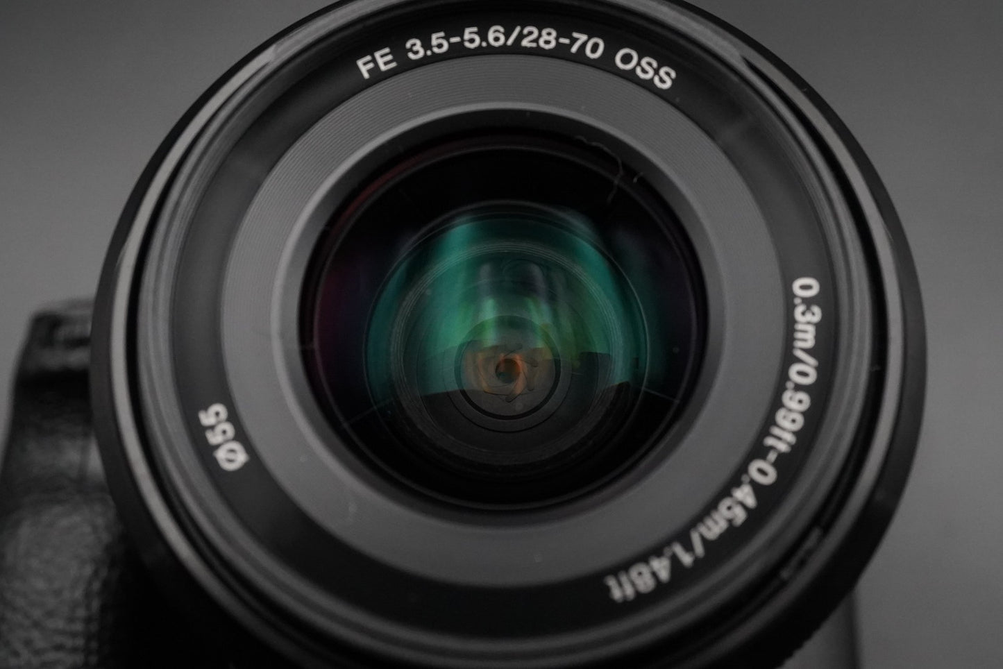 Sony Alpha a7 III ILCE-7M3 Mirrorless Digital Camera w/ FE 28-70 Lens 10586