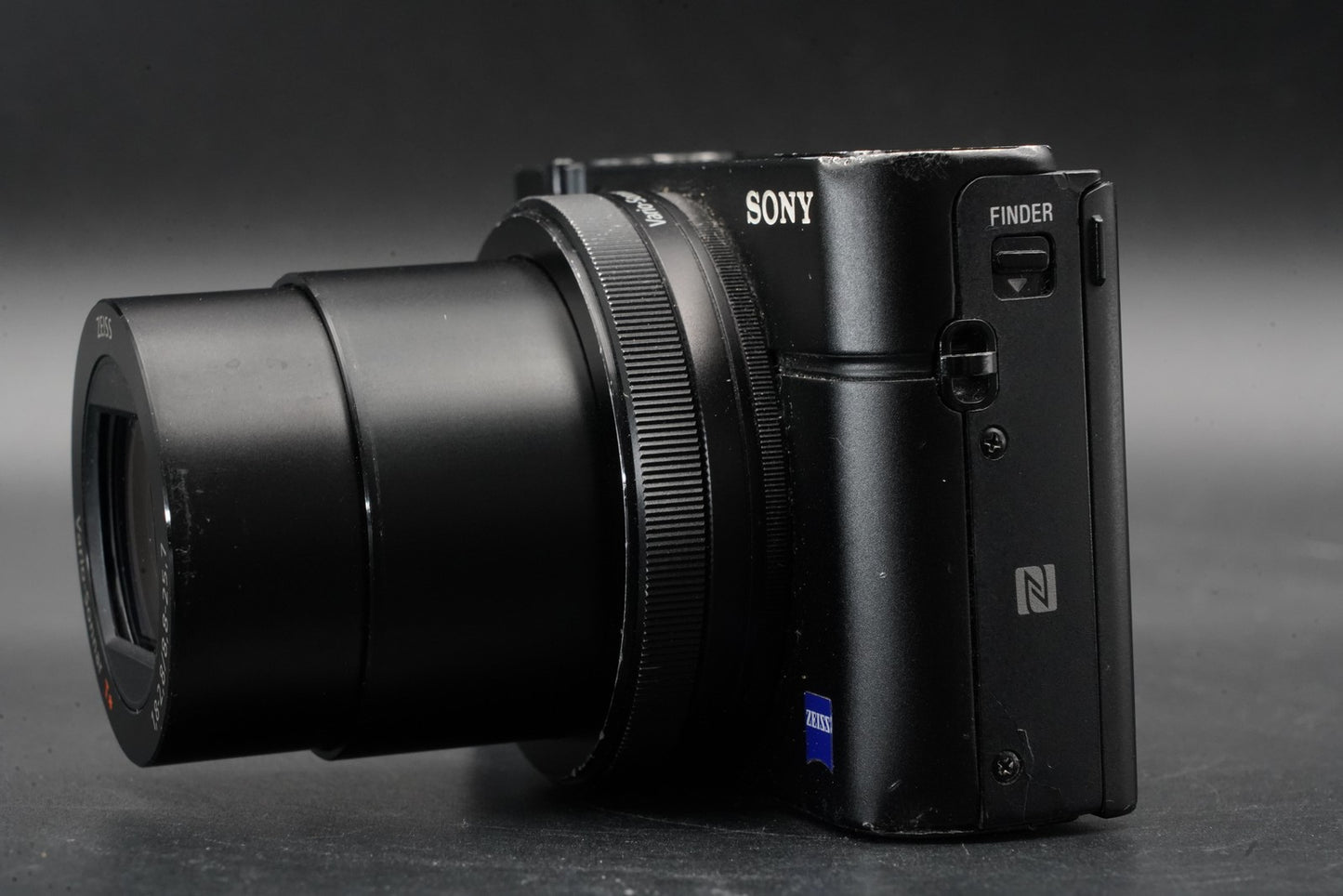 Sony Cyber-shot DSC-RX100 III M3 Point Shoot Digital Camera US Duty Paid 11069