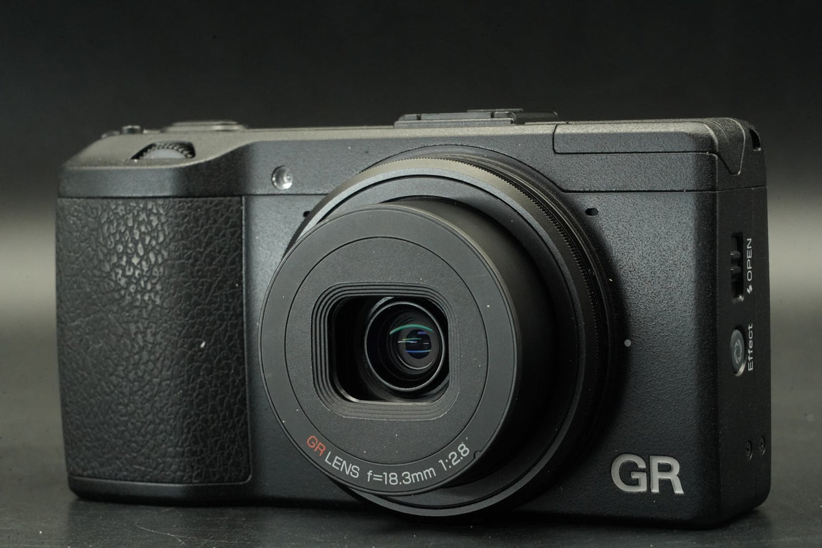 RICOH GR 16.2MP Digital Compact Camera Black -1431 cuts- #12476