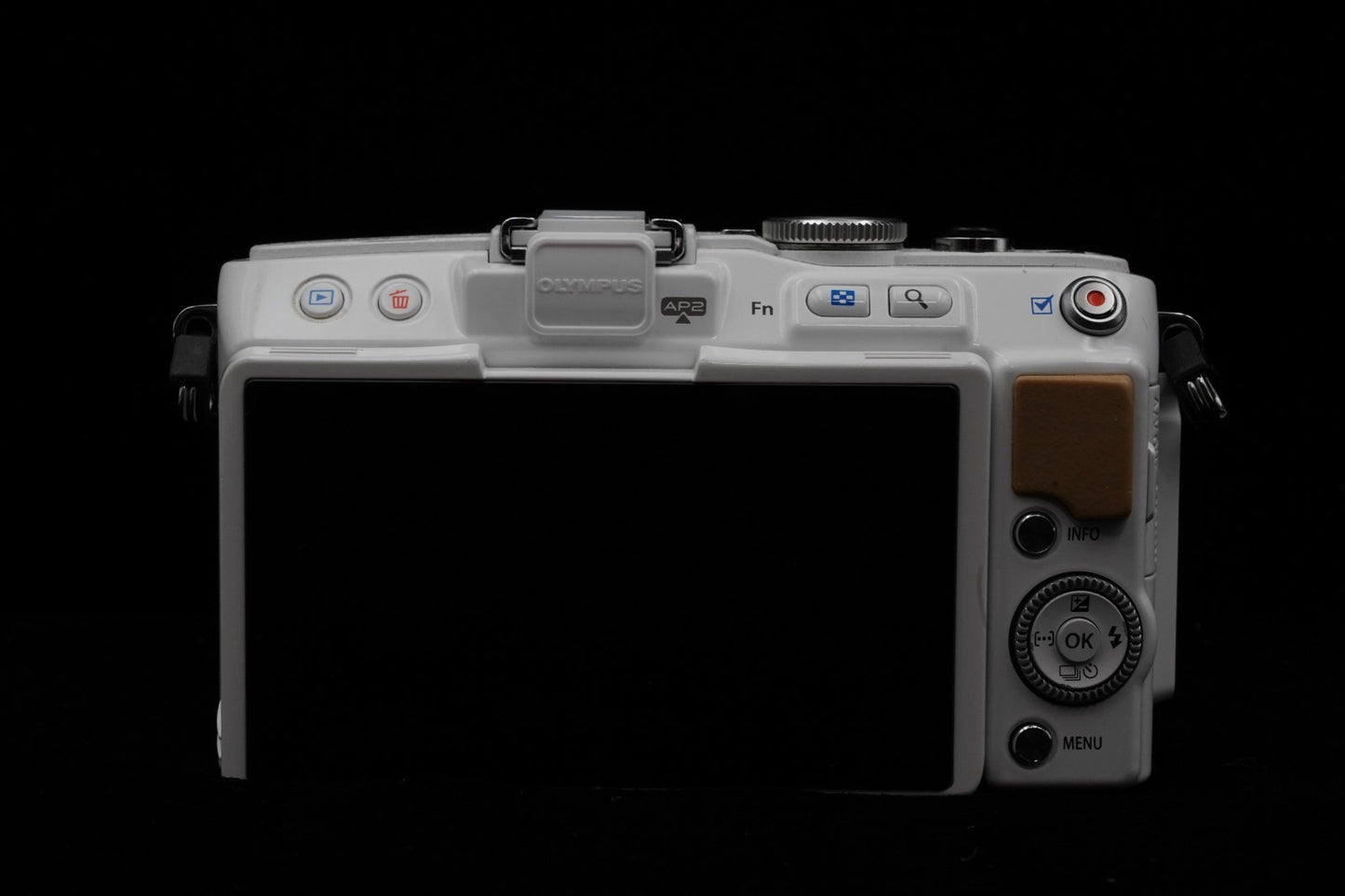 Olympus Pen Lite E-PL5 White Mirrorless Digital Camera US Duty Paid 10244