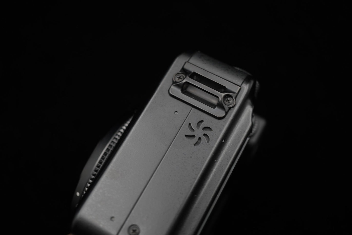 [US Duty Paid] Canon PowerShot G10 Point and Shoot Digital Compact Camera R0029
