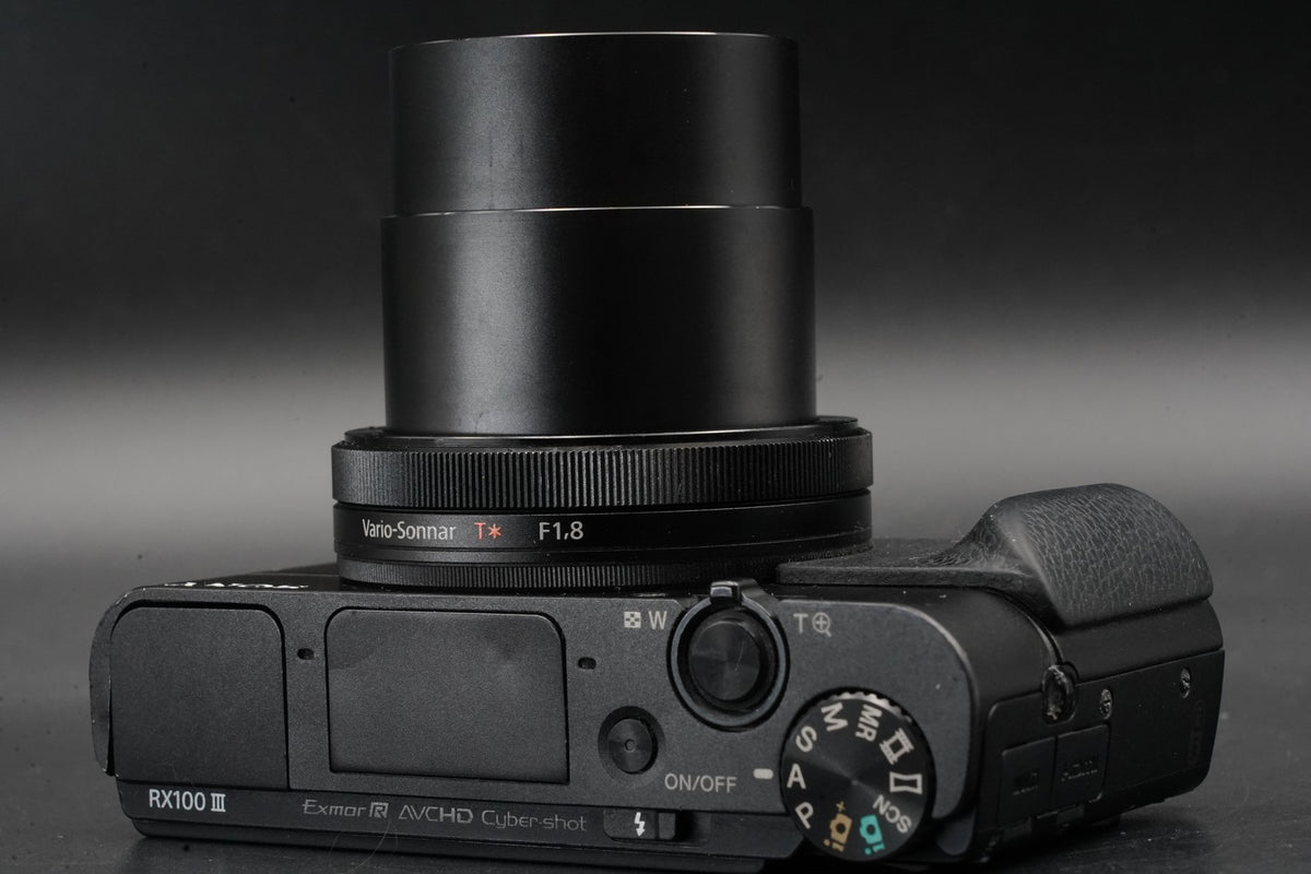 Sony Cyber-shot DSC-RX100 III M3 Point Shoot Digital Camera US STOCK #11398