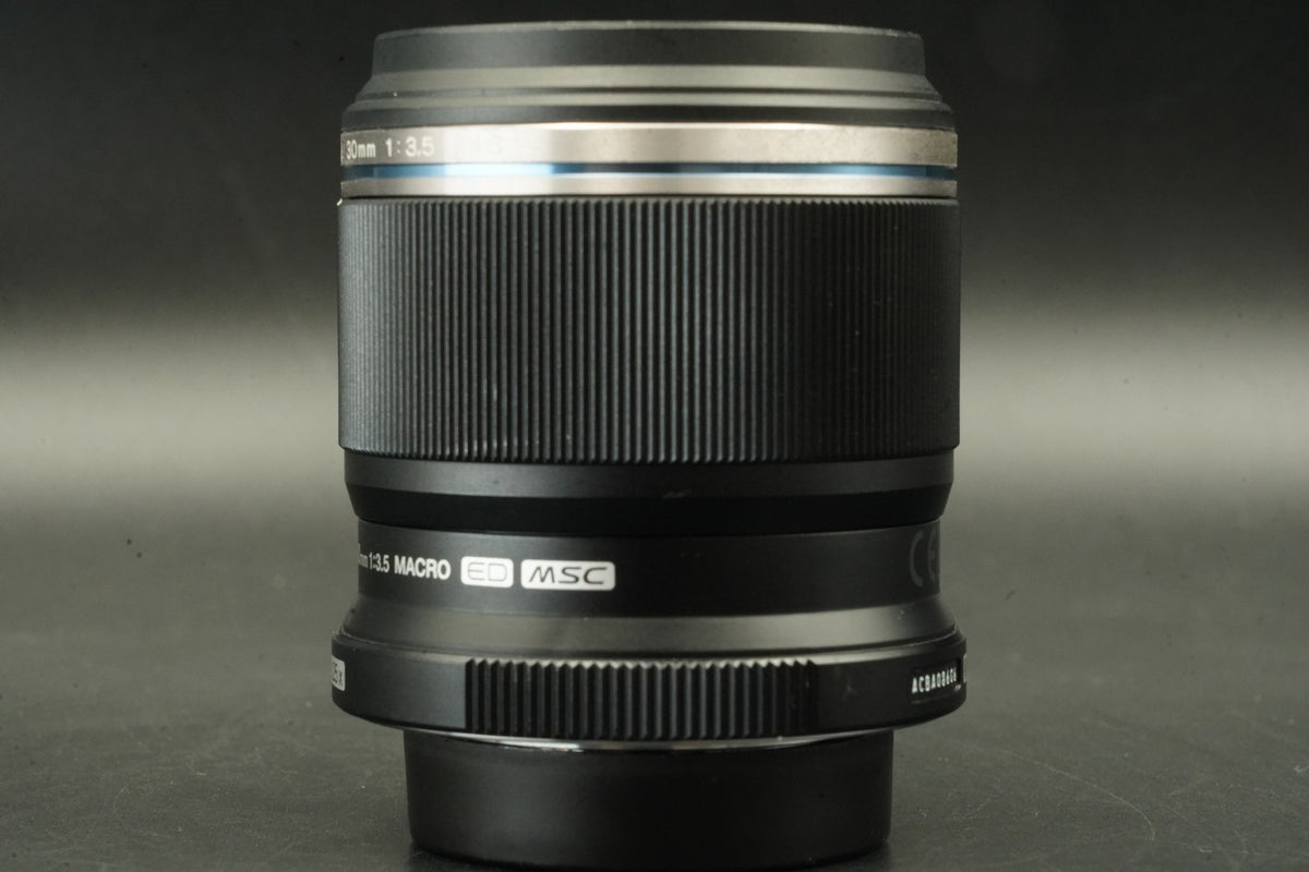 Olympus M.Zuiko Digital ED 30mm f/3.5 Macro Lens #12239