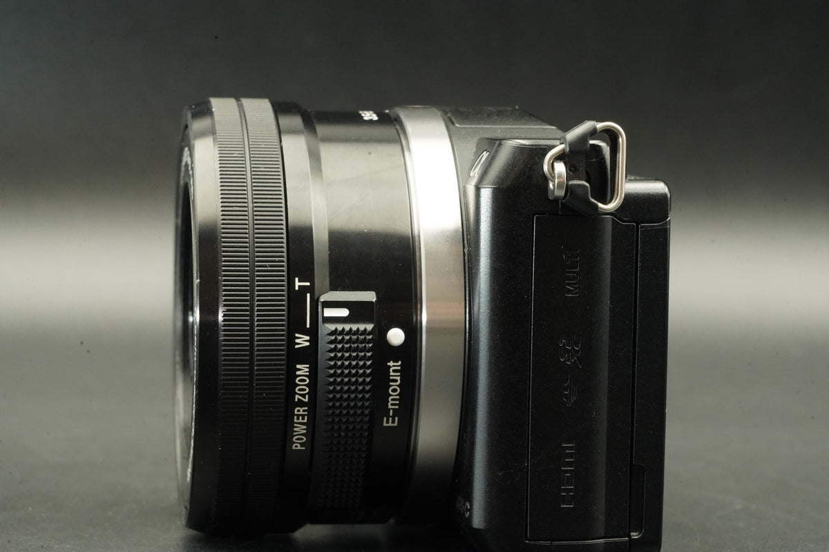 Sony Alpha a5000 Mirrorless Digital Camera with Lens Black -2712 cuts- #12451