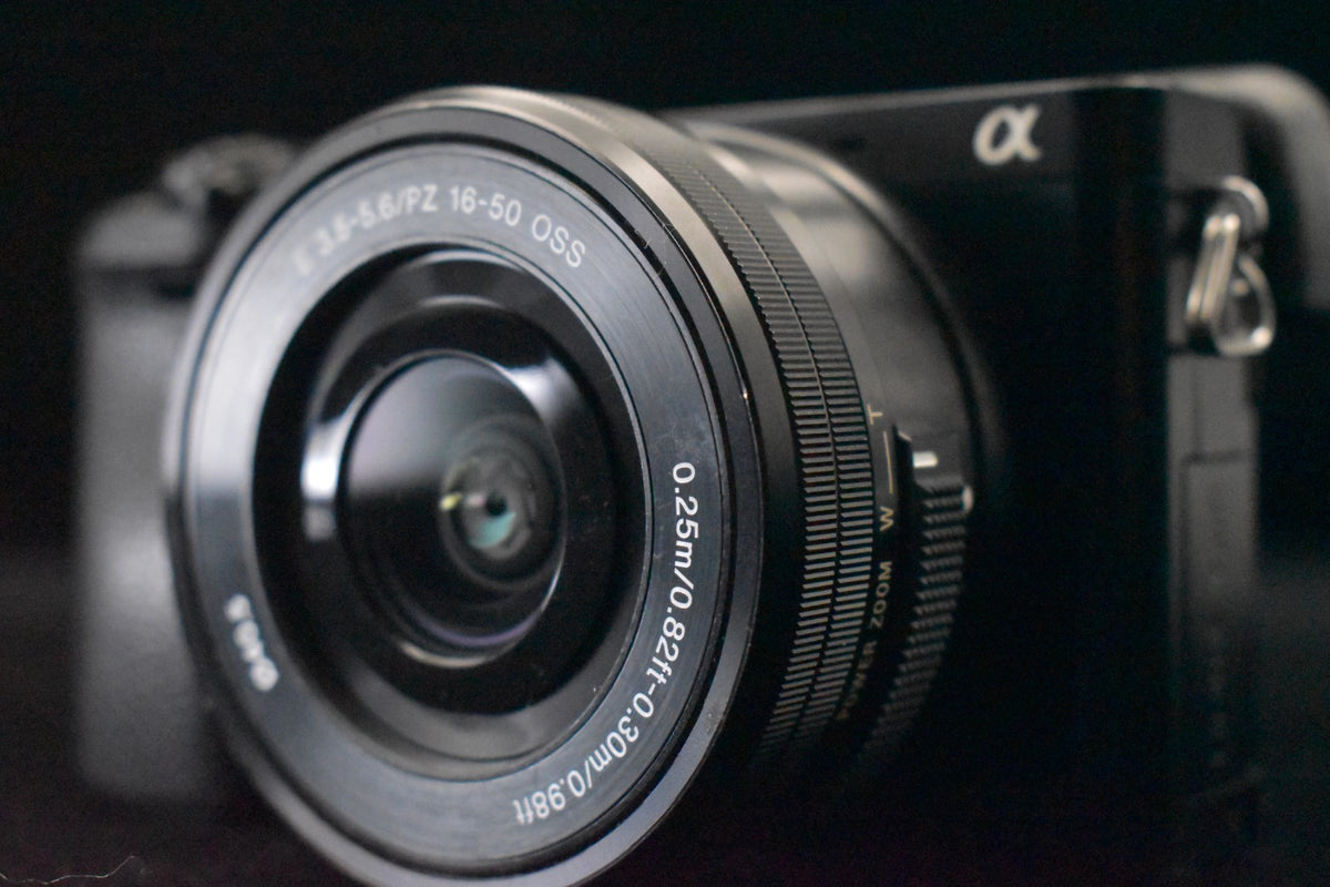 [US Duty Paid] Sony alpha a6000 Digital Mirrorless Camera with Lens Black 9237