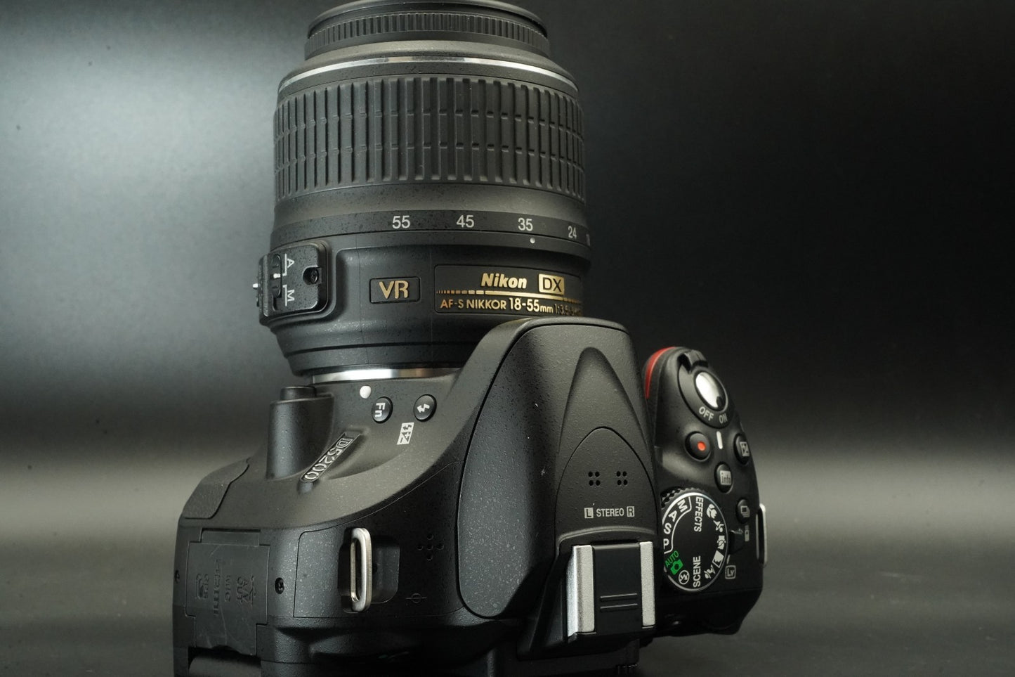 Nikon D5200 Digital Camera AF-S 18-55mm f/3.5-5.6 55-300mm f/4.5-5.6 Lens #11708