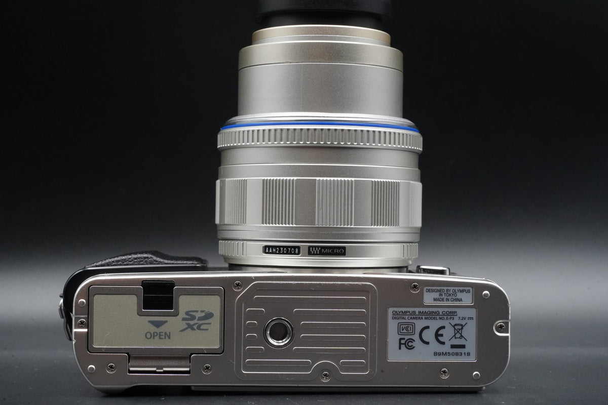 Olympus PEN E-P3 12.3MP Digital Camera Silver US STOCK #10538