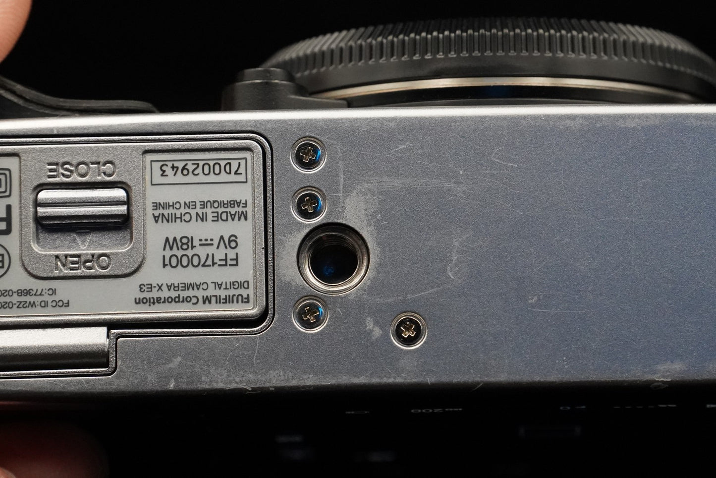 Fujifilm X-E3 24.3MP Mirrorless Digital Camera Silver Body US DUTY PAID 10346