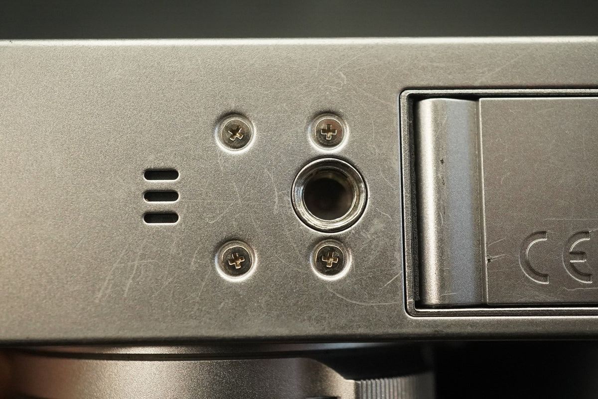 Fujifilm X100F 24.3MP Digital Camera Silver -22900 cuts- US STOCK #11971