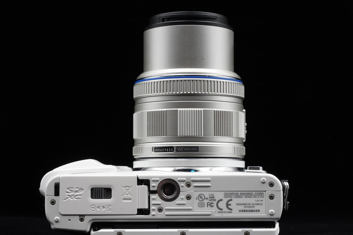 Olympus Pen Lite E-PL6 16.0MP Body White with Lens US Duty Paid 10225