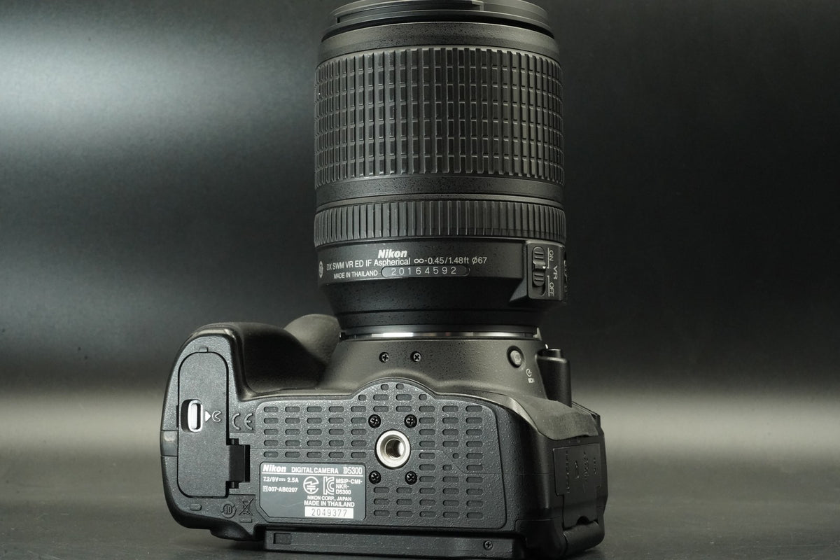 Nikon D5300 + AF-S 18-140mm f/3.5-5.6 G ED VR Lens -89197 cuts- #11871