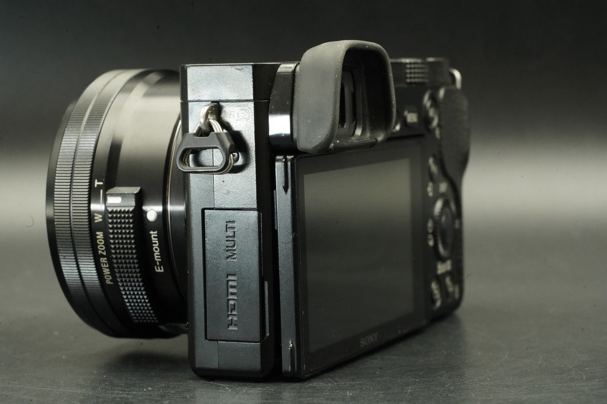 Sony alpha a6000 Digital Mirrorless Camera with Lens Black -4681 cuts- #12361