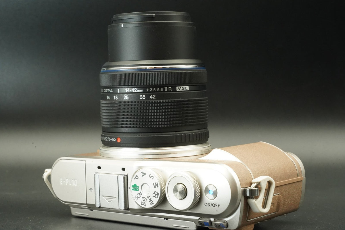 Olympus E-PL10 Digital Camera 14-42mm 40-150mm Lens Brown -3094 cuts- #11773