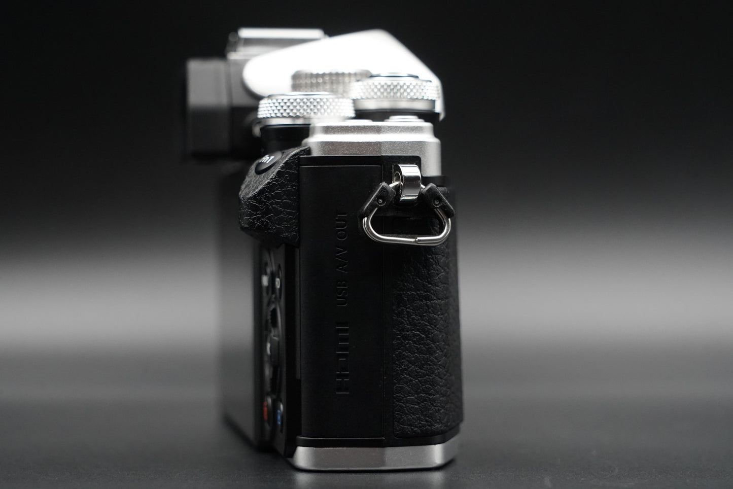 Olympus OM-D E-M10 Mark II 16.1MP Digital Camera Silver US Duty Paid 10449