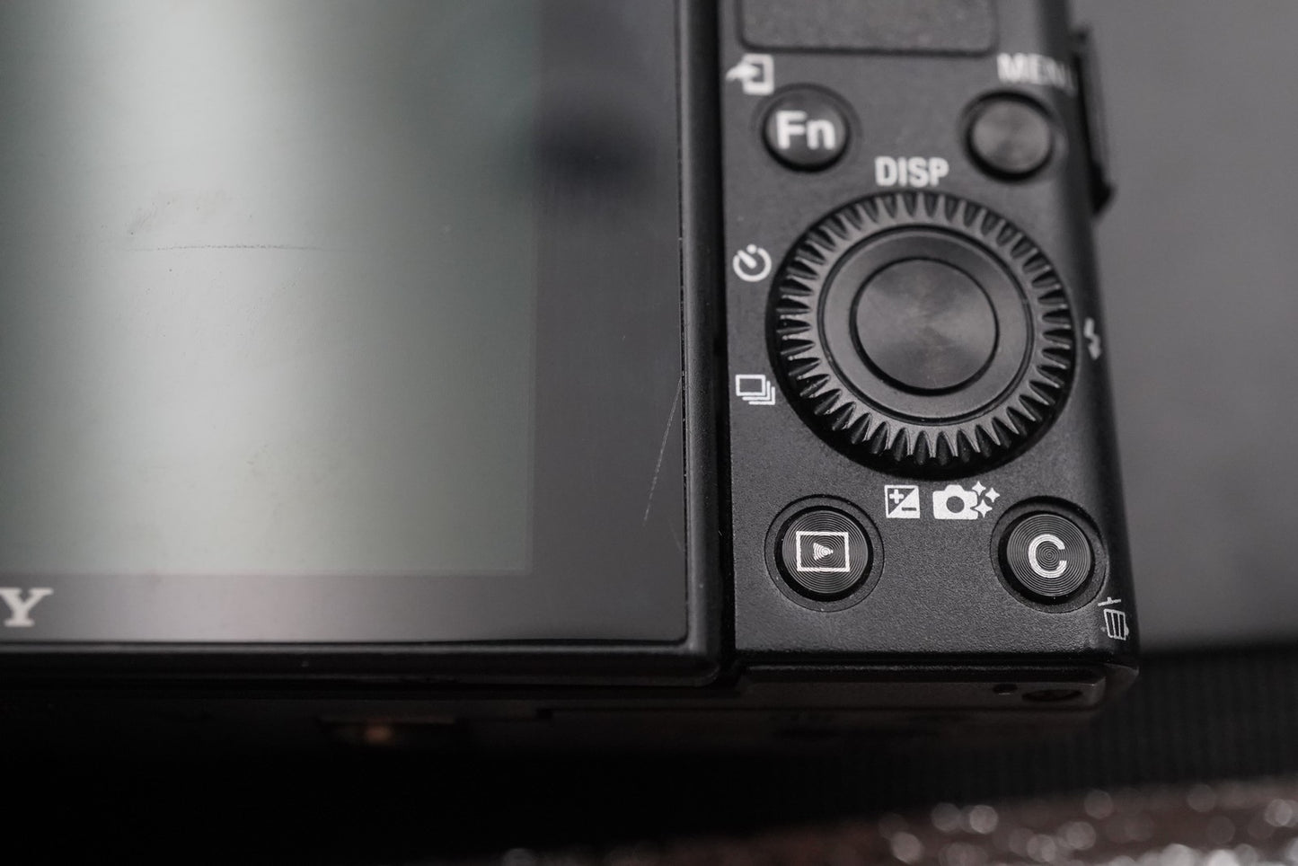 Sony Cyber-shot DSC-RX100M3 III Point Shoot Digital Camera US STOCK #11263