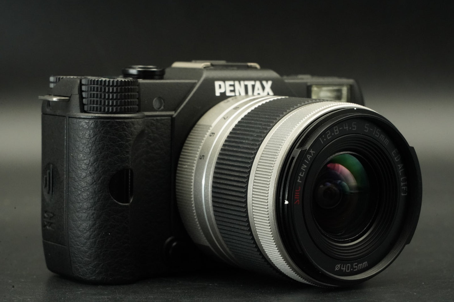 419 cuts! Pentax Q10 Black w/ 5-15mm Black 02 Zoom Lens Kit 11630