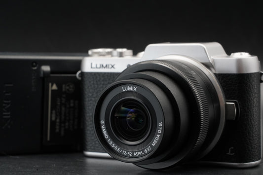 Panasonic DMC-GF7 LUMIX Camera 12-32mm Lens ENGLISH OK! #11376