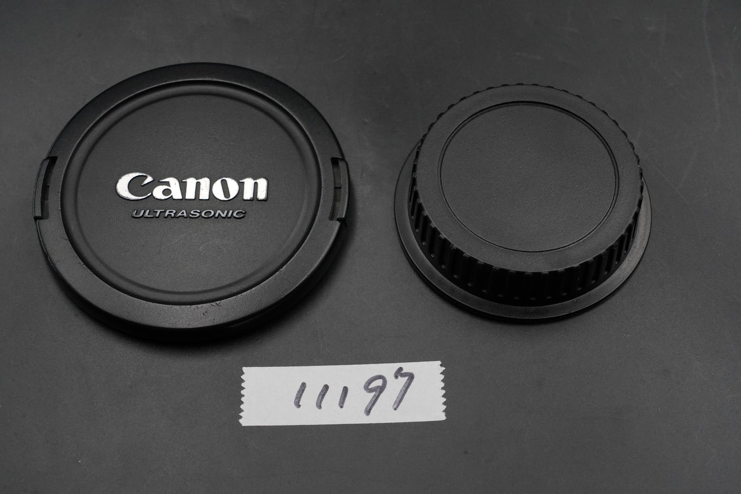 Canon EF 70-200mm F/2.8 L IS USM Telephoto Zoom Lens US Duty Paid 11197