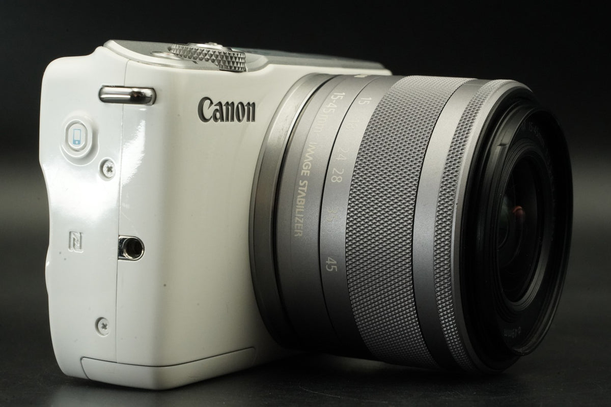 Canon EOS M10 Mirrorless Digital Camera White w/ 15-45mm Lens #11944