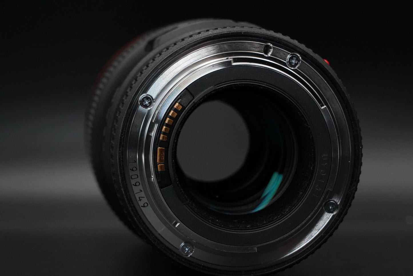 Canon EF 100mm F/2.8 L IS USM Macro Lens US Duty Paid Fast 10614