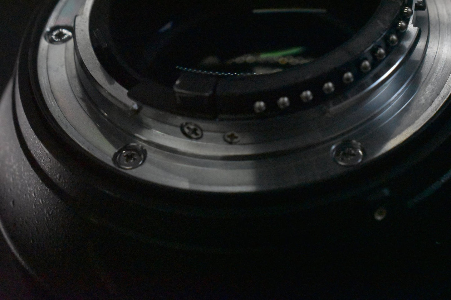 Nikon AF-S MICRO NIKKOR 105mm F/2.8G ED VR Lens US Duty Paid 10580