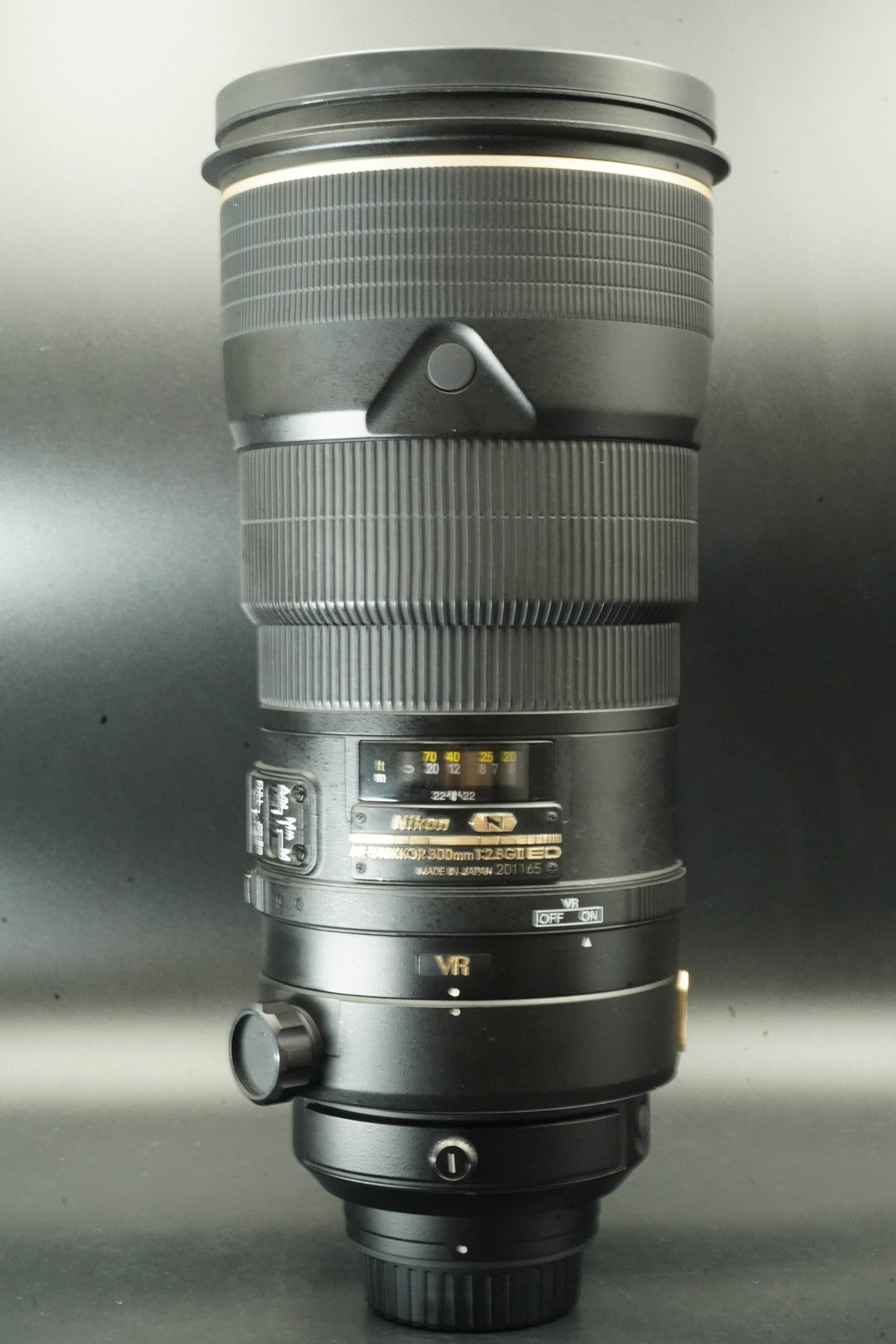 Nikon AF-S NIKKOR 300mm f/2.8 G II ED VR Lens #12385