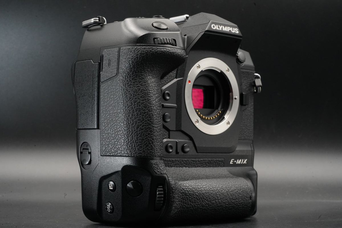 Boîtier pour appareil photo numérique sans miroir Olympus OM-D E-M1X 20,4...