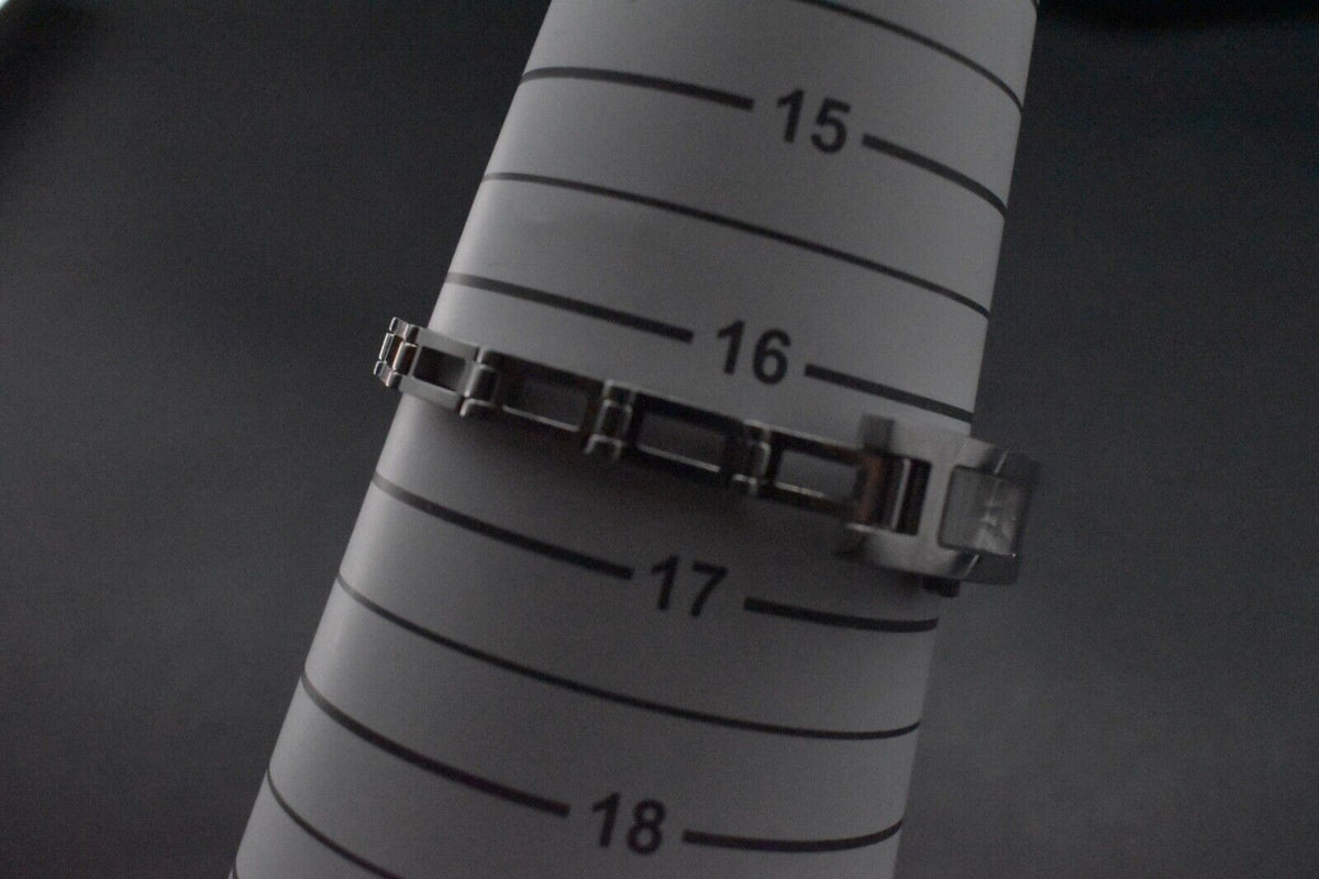 Orologio Gucci 3900L quadrante bianco da donna al quarzo rettangolare...