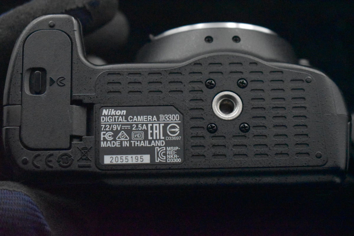 Nikon D3300 DSLR Digital Camera Fast Shipping US STOCK #8986