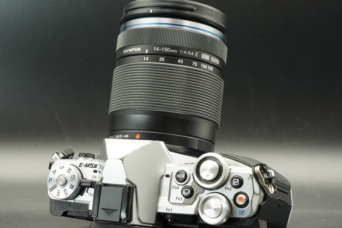 Olympus OM-D E-M5 Mark II w/ M.ZUIKO 14-150 Lens Silver -2474 cuts- #11473