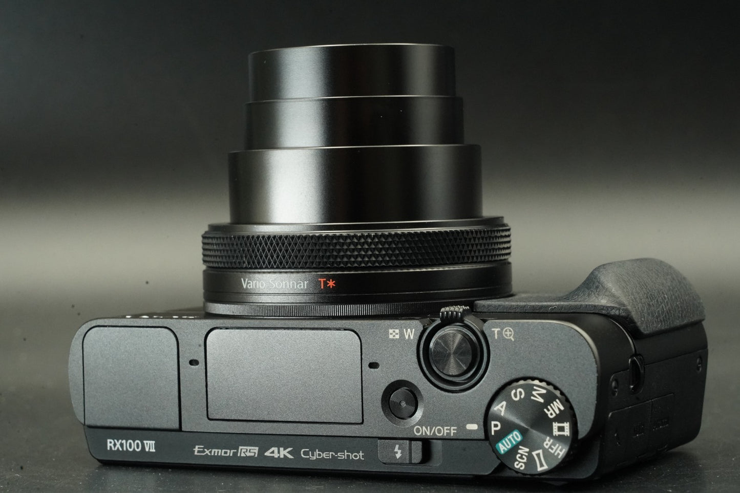 Sony Cyber-Shot DSC-RX100M7 VII Mark 7 Digital Camera 11577