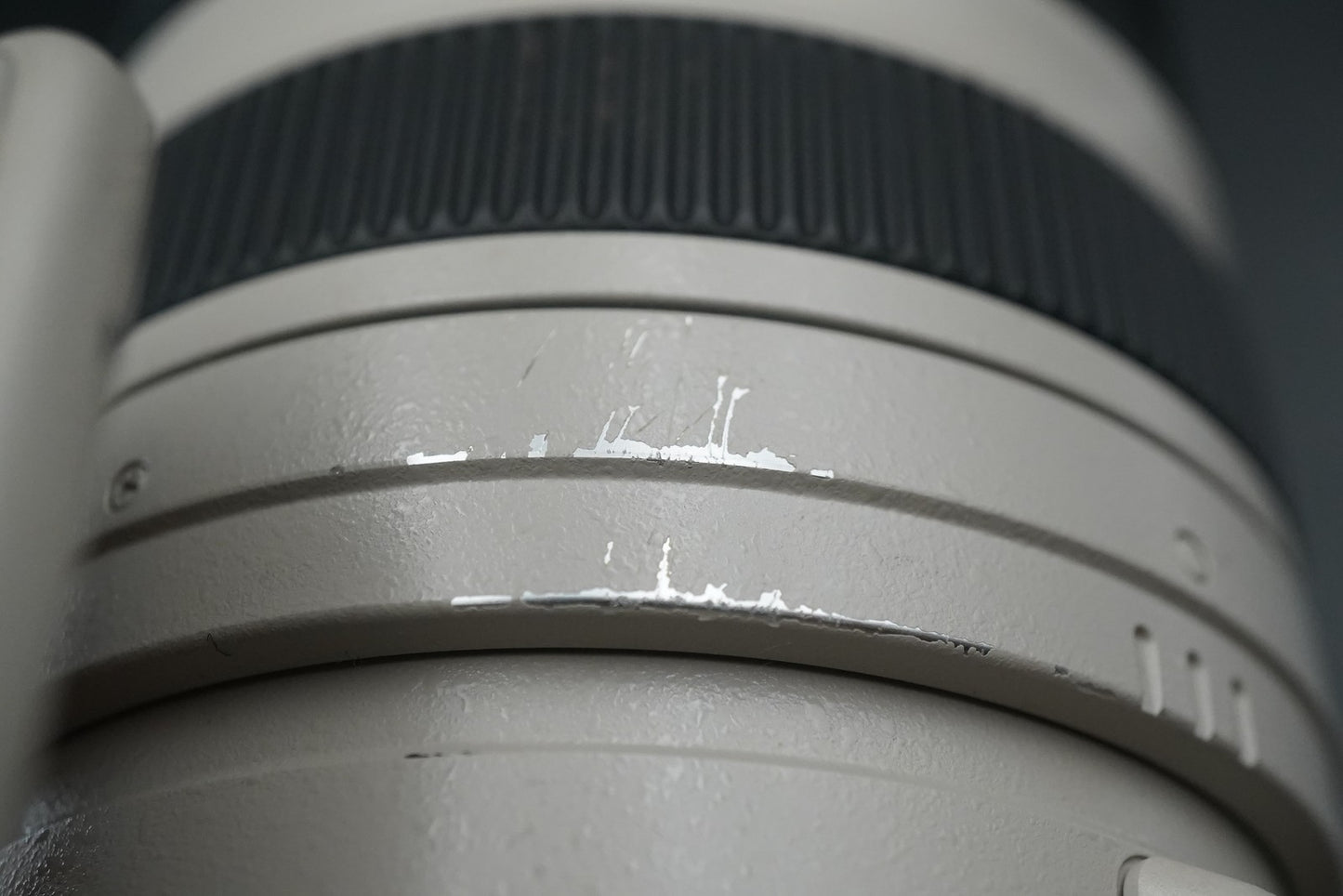 Canon EF 100-400mm f/4.5-5.6 L IS USM AF Zoom Lens US Duty Paid 11317