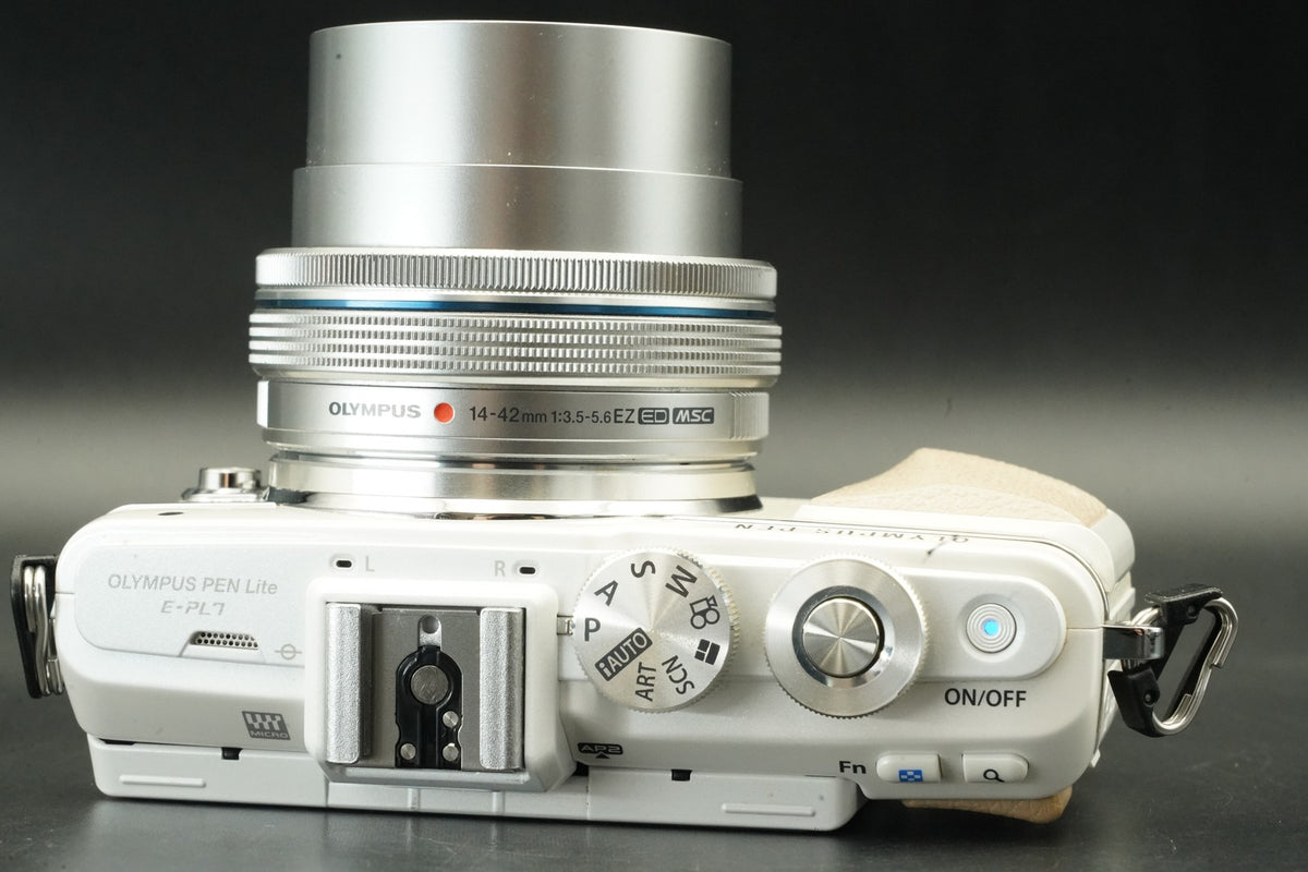 Olympus PEN E-PL7 Digital Camera White with 14-42mm Lens US STOCK #12202