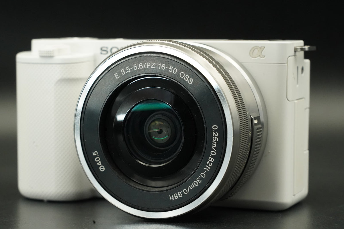 Sony Alpha ZV-E10 with Lens Mirrorless Vlog Camera White #12121