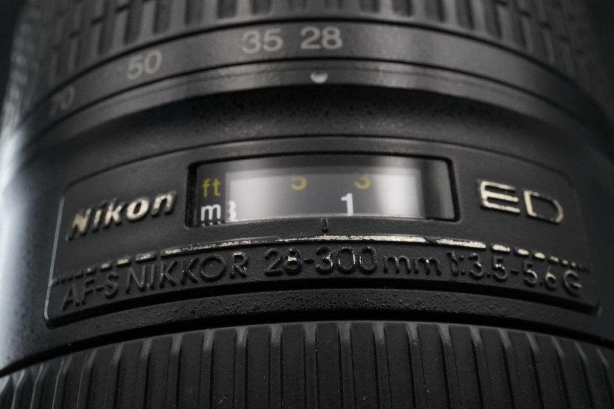 Nikon AF-S FX NIKKOR 28-300mm F/3.5-5.6G ED VR Zoom Lens US STOCK #11234