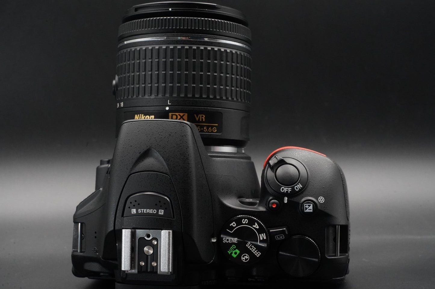 8652 cuts!! Nikon D5500 DSLR Digital Camera with AF-S Lens 10844