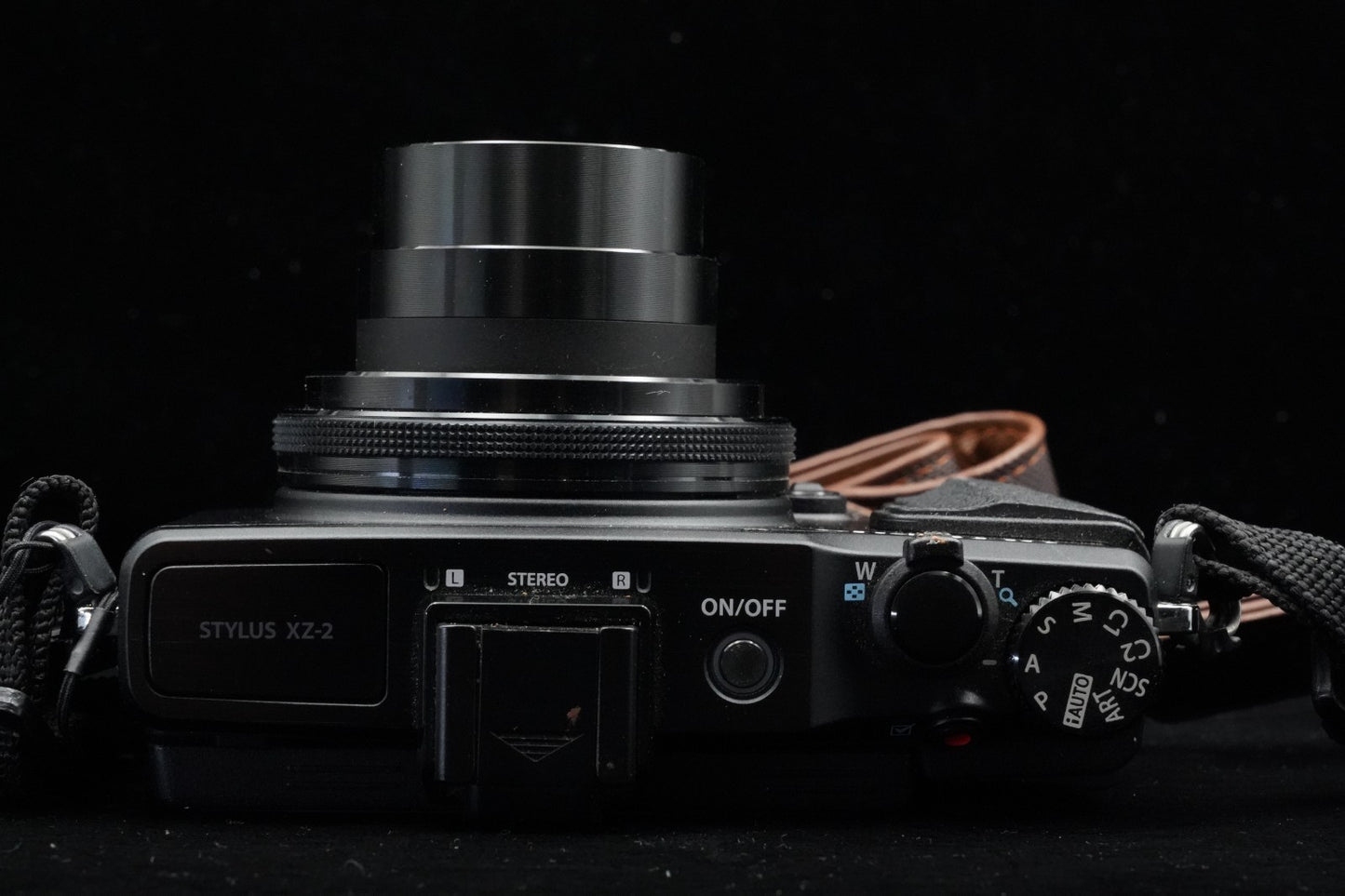 [US Duty Paid] Olympus STYLUS XZ-2 Point and Shoot Digital Camera Black 9538