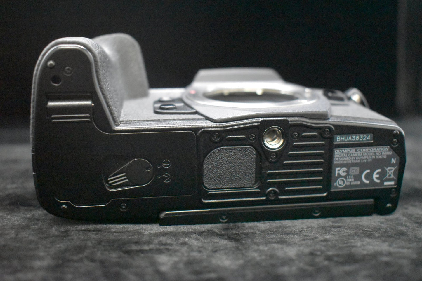 Olympus OM-D E-M1 Mark II Digital Camera Black Body US Duty Paid 10069