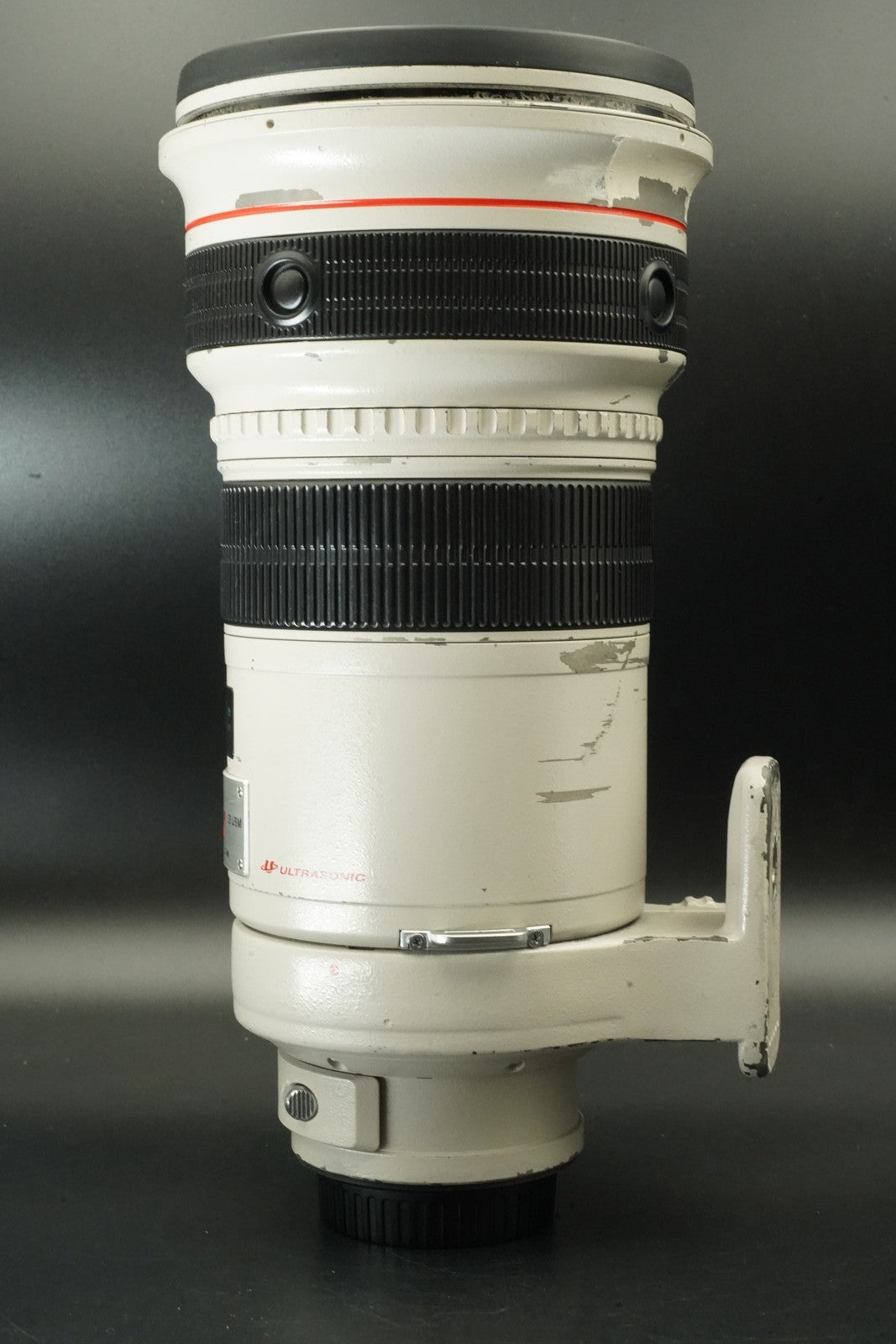 Canon EF 300mm F/2.8 L IS USM Lens w/ BOX #11805