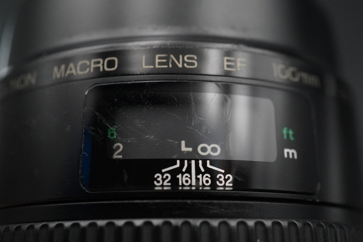 Canon EF 100mm f/2.8 Macro Portrait Prime AF Lens US STOCK #11154
