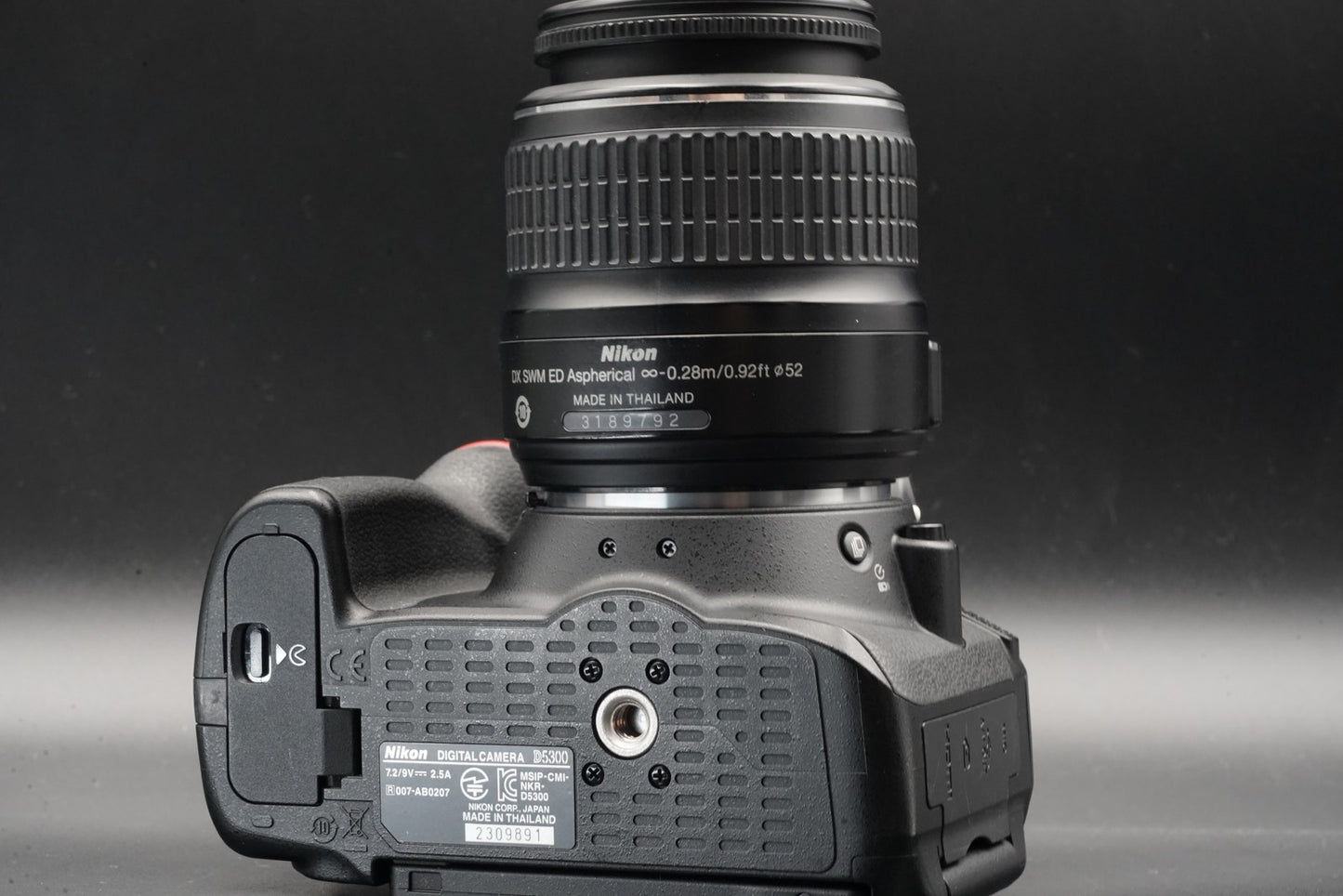 7480 cuts!! Nikon D5300 DSLR Digital Camera with 2 Lenses 11116