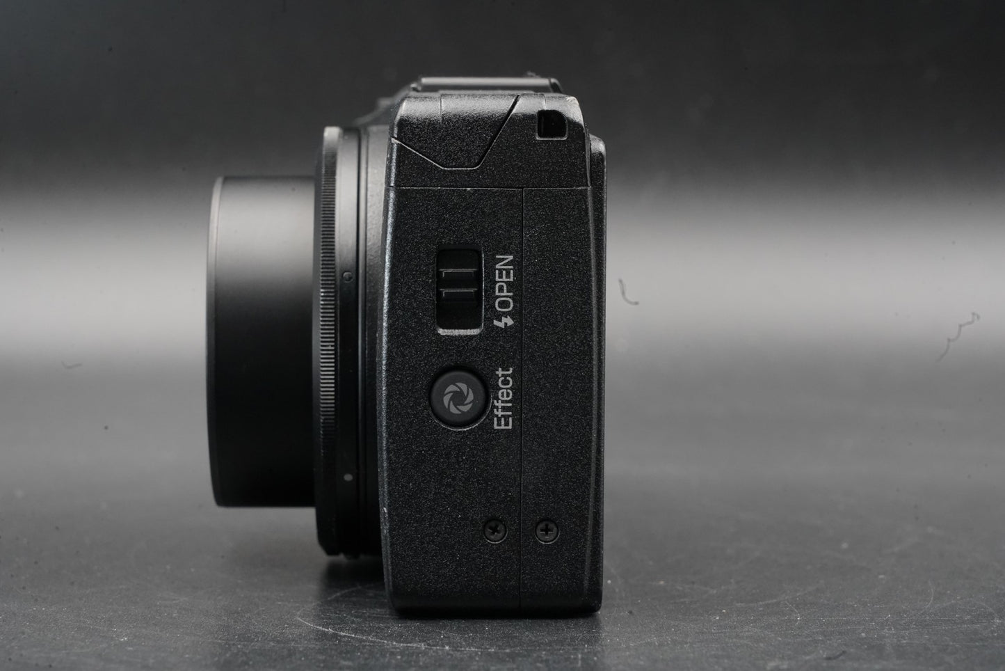 3461 cuts!! RICOH GR 16.2MP Digital Compact Camera Black 11186