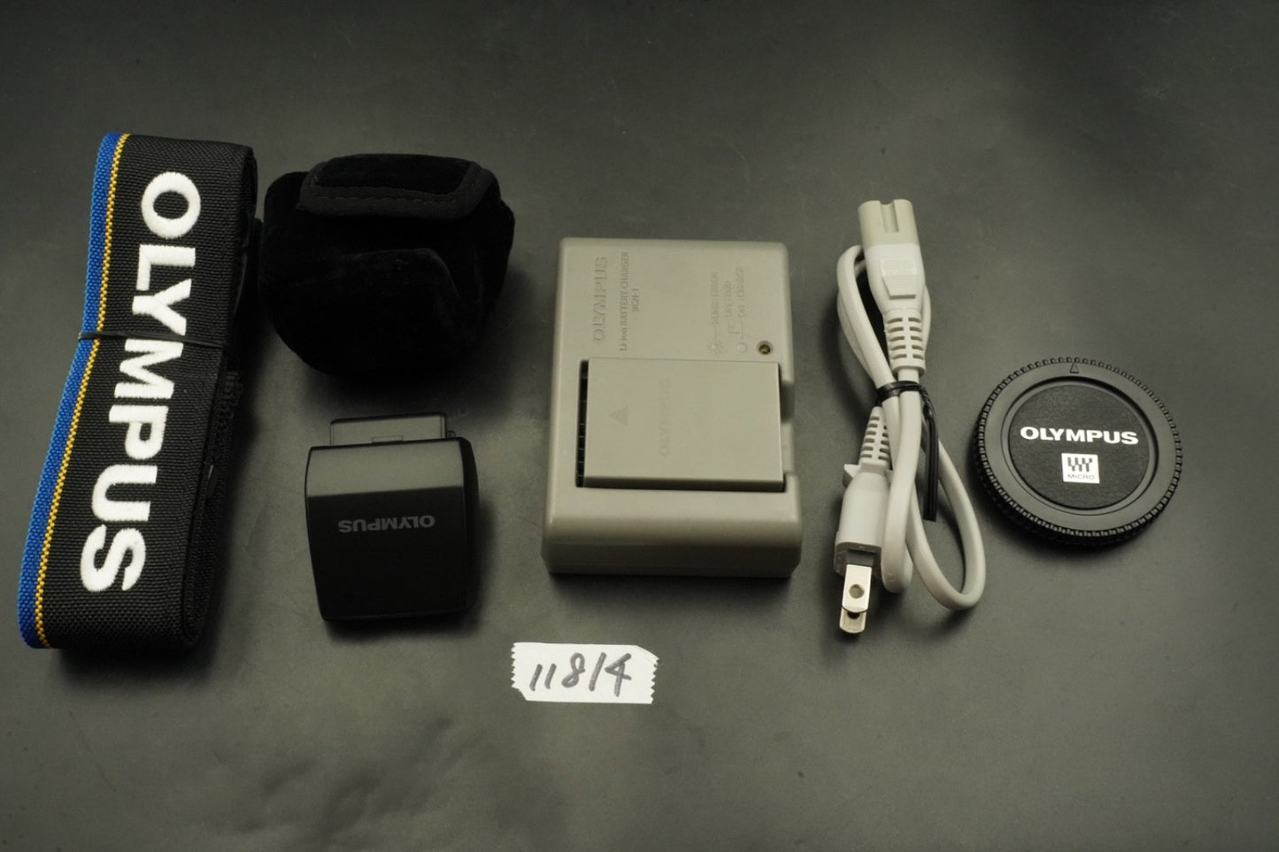 Olympus OM-D E-M1 Digital Camera Black Body -7429 cuts- #11814