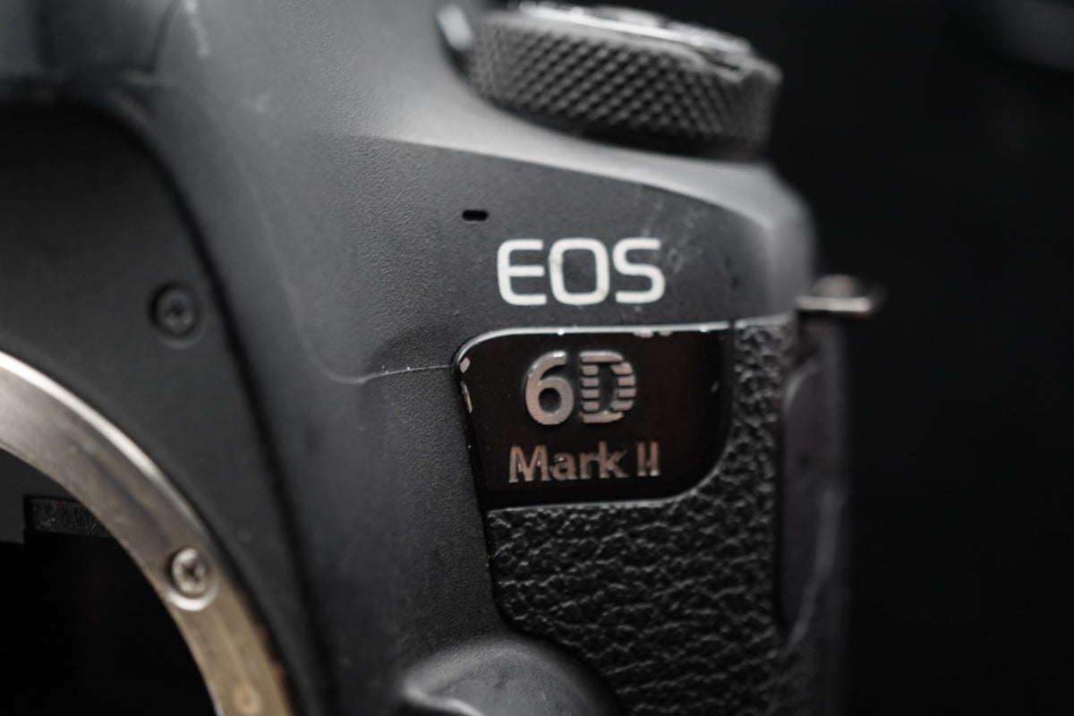 Canon EOS 6D Mark II Digital Camera Body Only Used US STOCK #9675