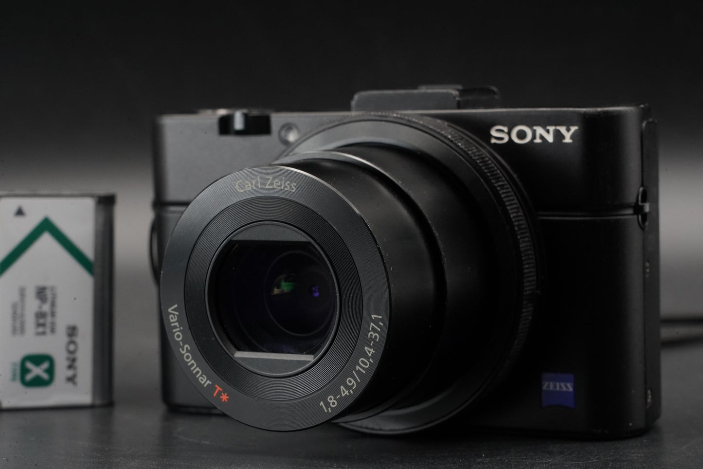 Sony Cyber-shot DSC-RX100 II M2 20.2MP Digital Camera US Duty Paid 11291