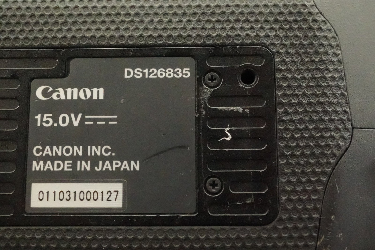Canon EOS R3 Mirrorless Digital Camera -240K (48%) cuts- #12730